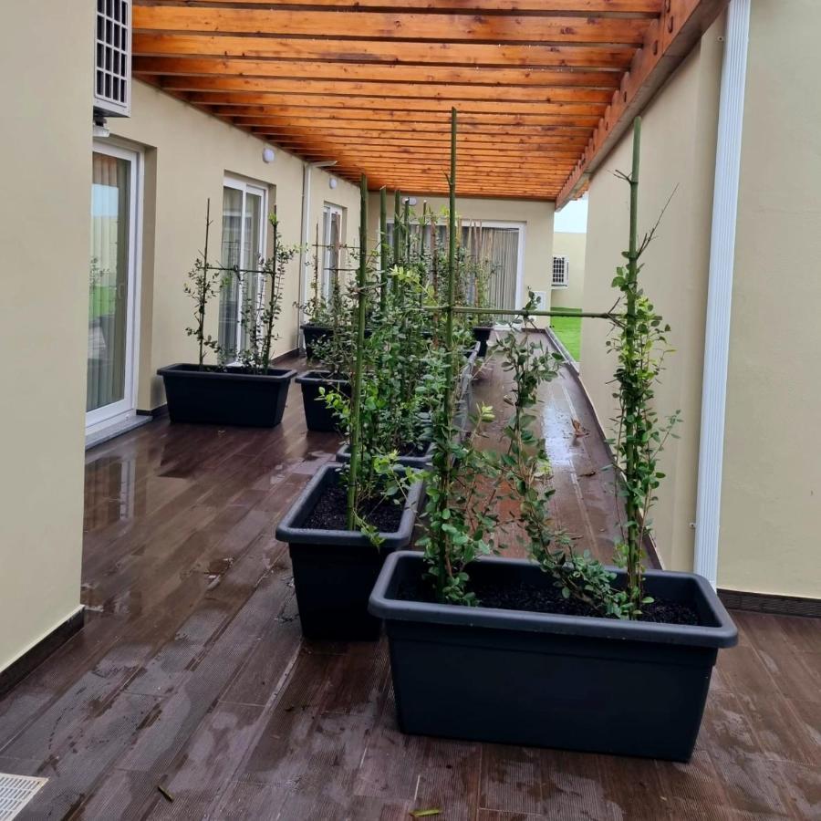 Com Piscina Villa *