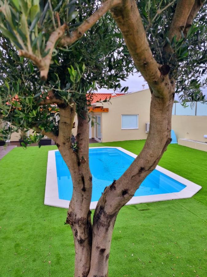 Com Piscina *